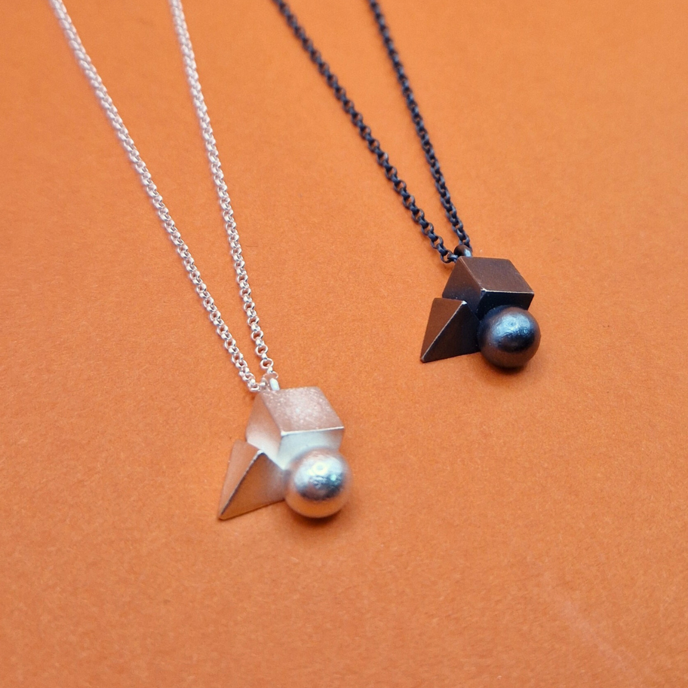 Bauhaus Cluster Pendant - silver - Image 3